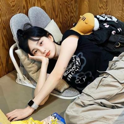 锦鲤降世，炮灰家人偷听我心声